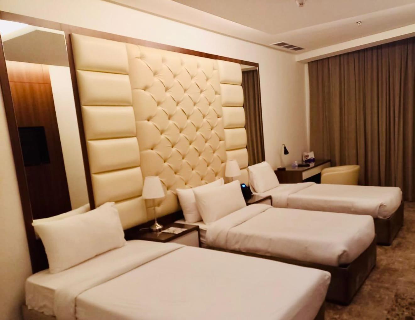 Dolphin Continental Hotel Kuwait City Bagian luar foto