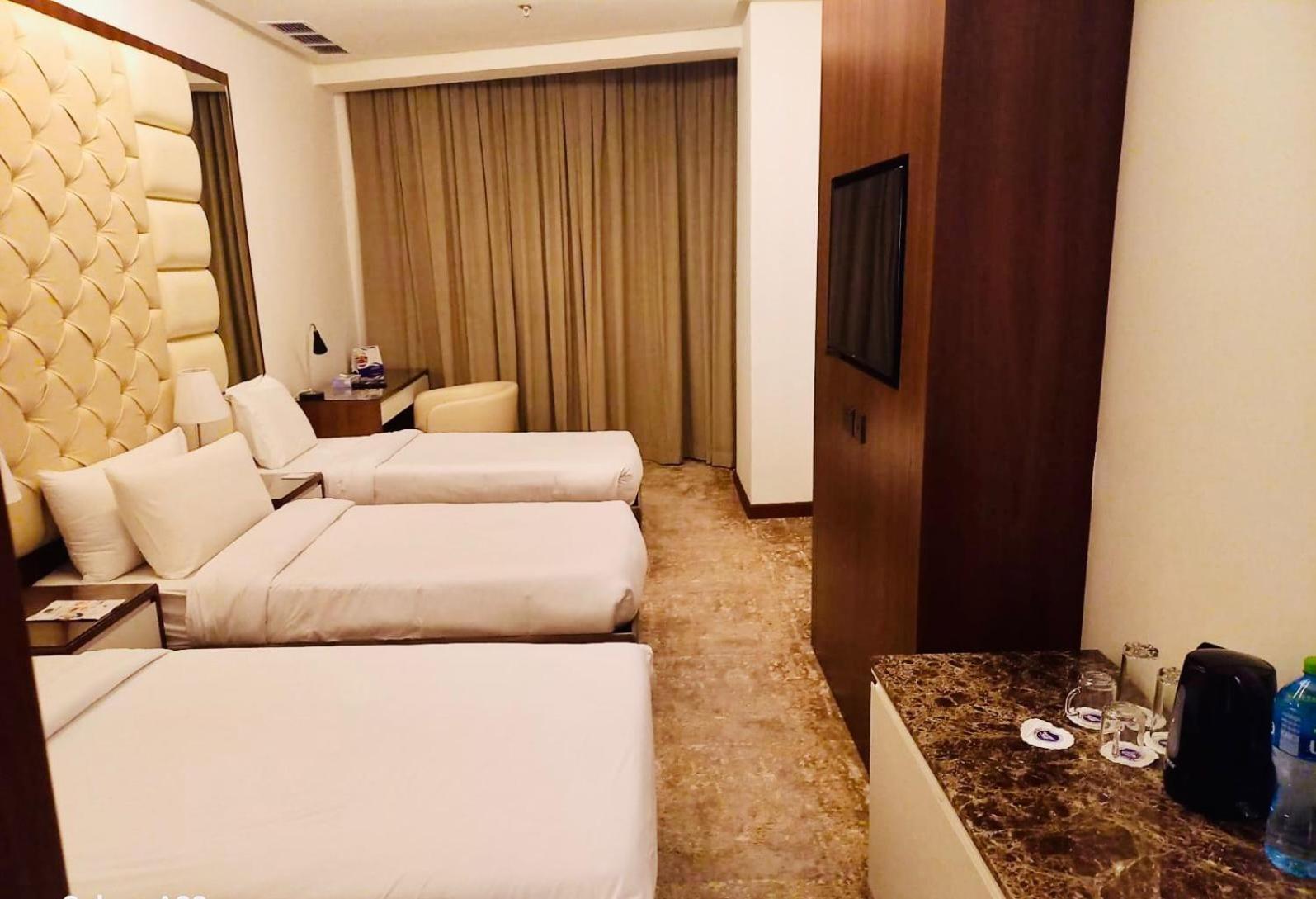 Dolphin Continental Hotel Kuwait City Bagian luar foto