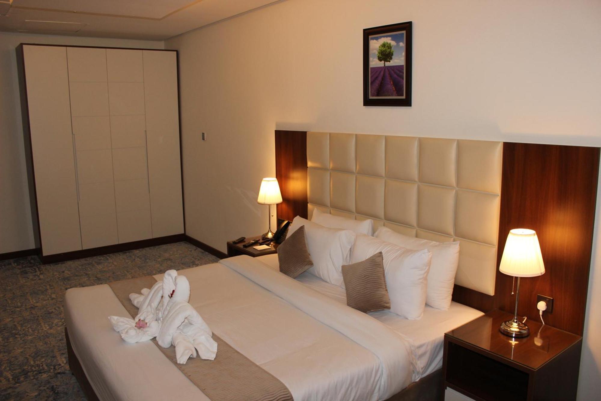Dolphin Continental Hotel Kuwait City Bagian luar foto