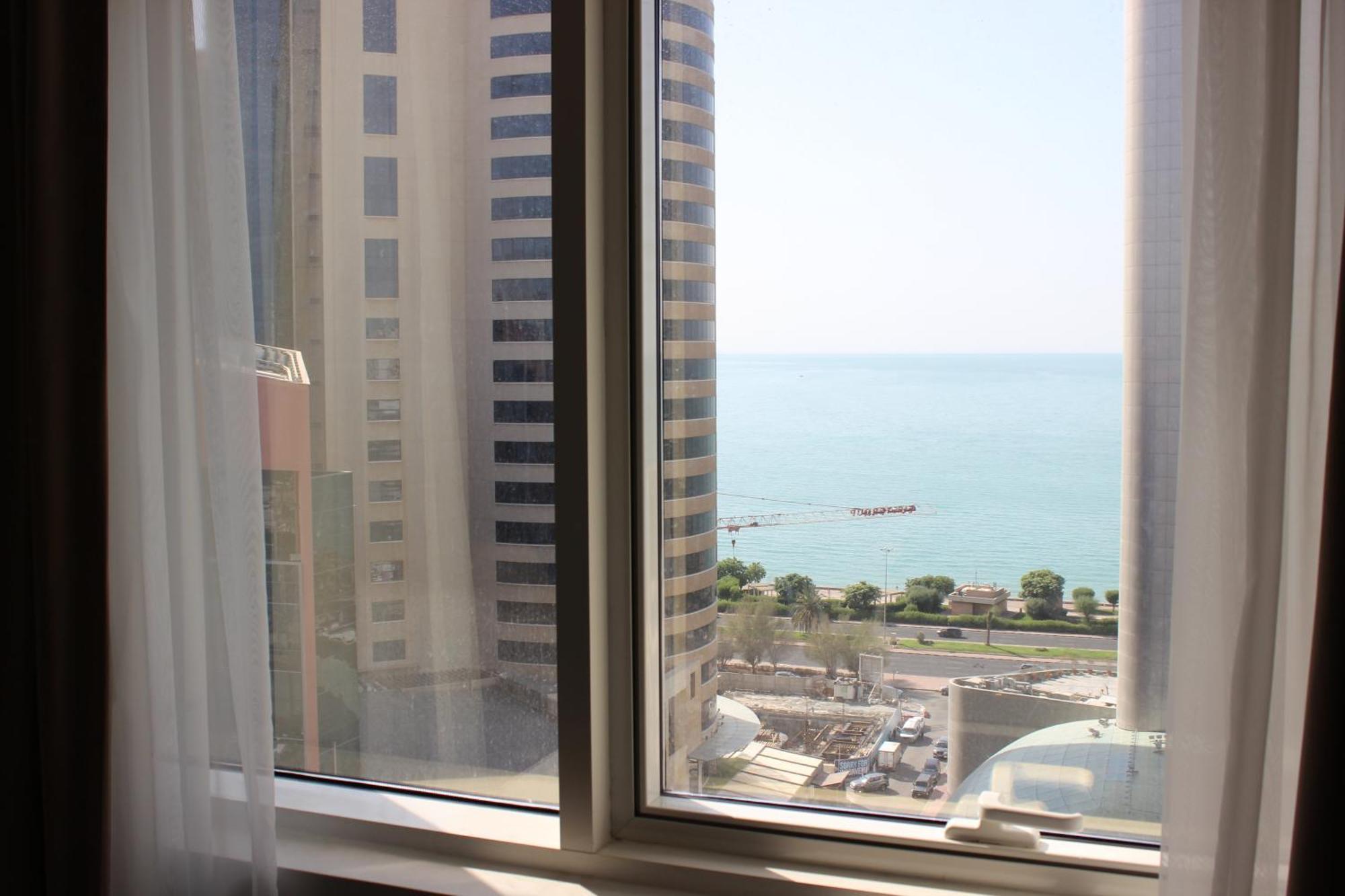 Dolphin Continental Hotel Kuwait City Bagian luar foto