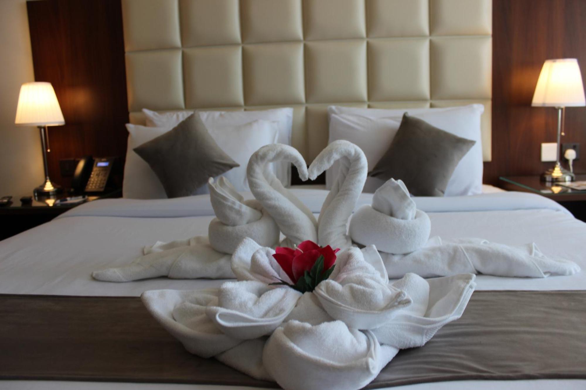 Dolphin Continental Hotel Kuwait City Bagian luar foto