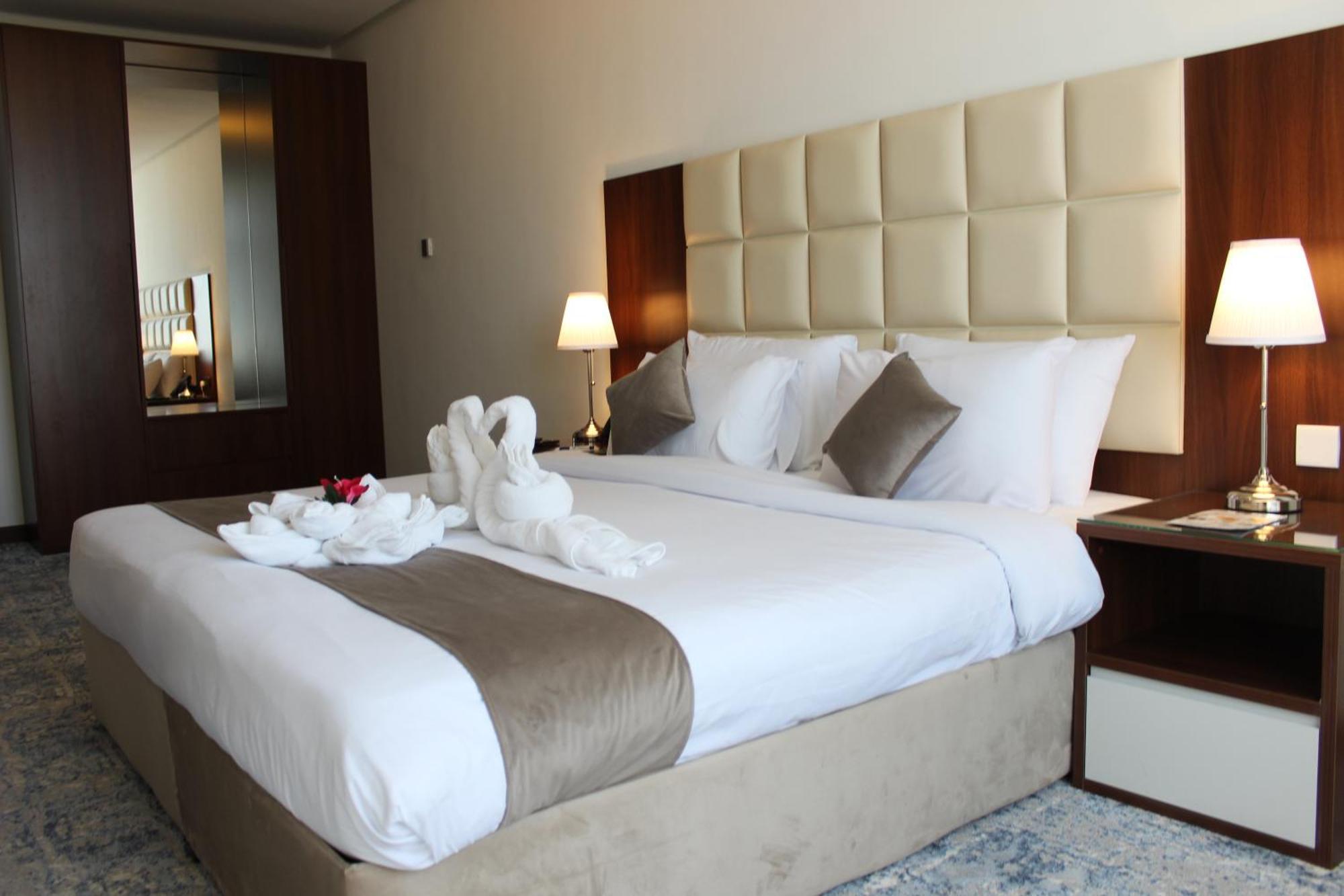 Dolphin Continental Hotel Kuwait City Bagian luar foto